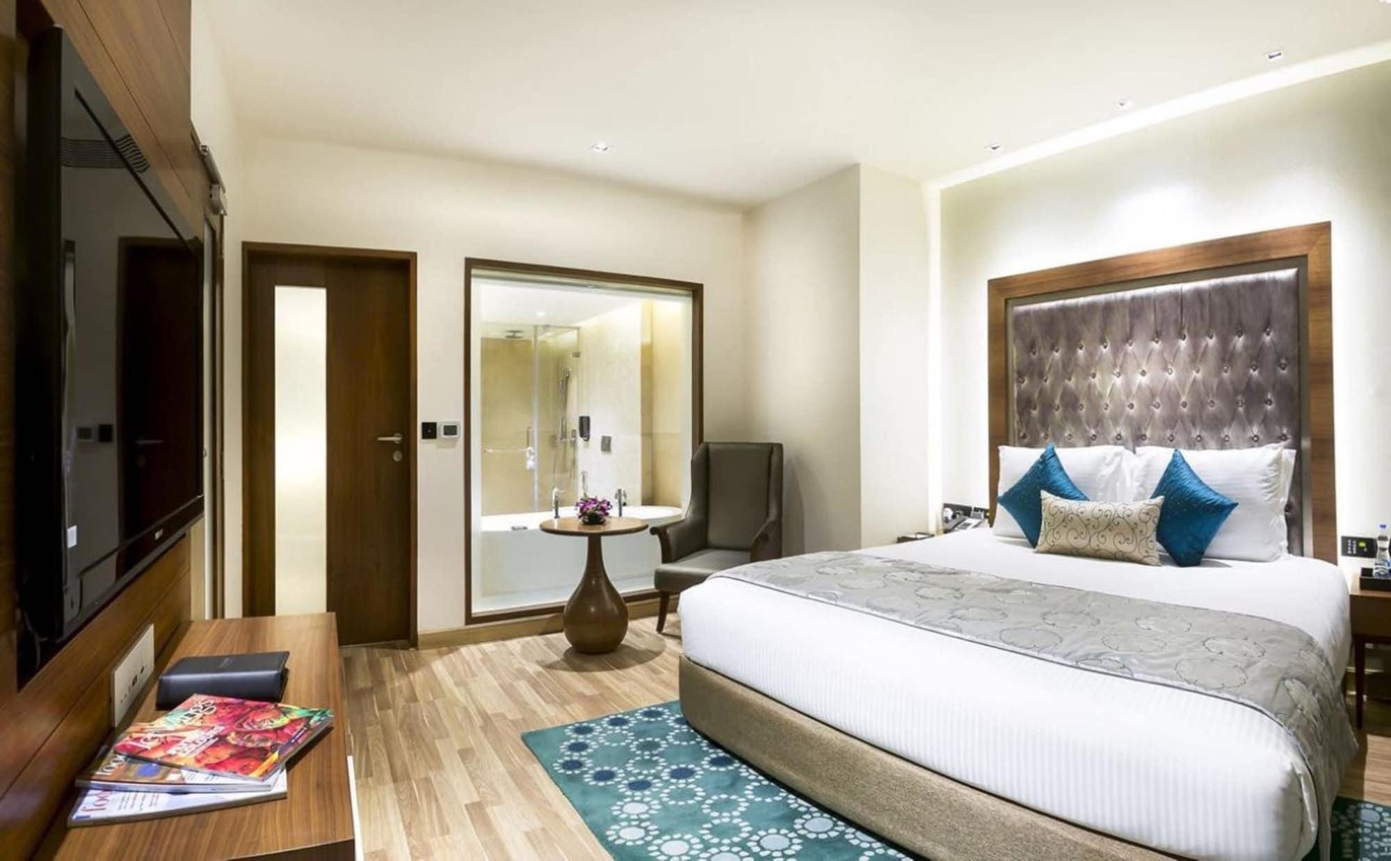 แกรนด์ เจนไน บาย จีอาร์ที โฮเต็ล Hotel เชนไน ภายนอก รูปภาพ Deluxe Room