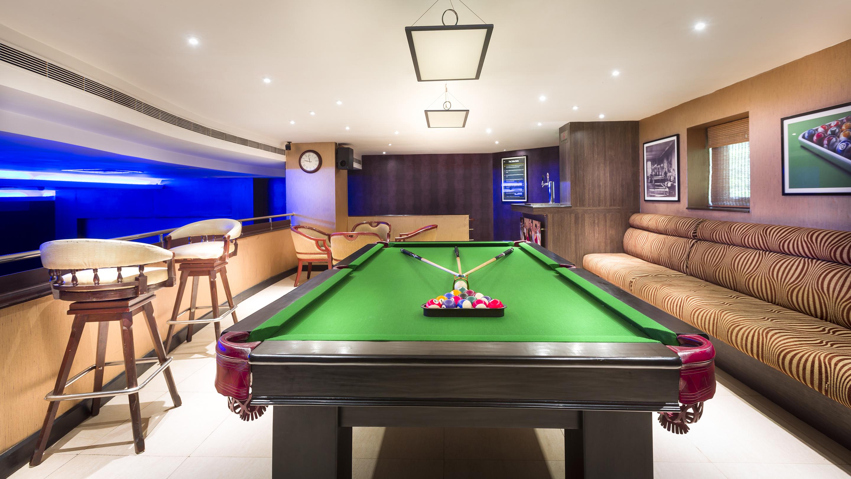 แกรนด์ เจนไน บาย จีอาร์ที โฮเต็ล Hotel เชนไน ภายนอก รูปภาพ A pool table