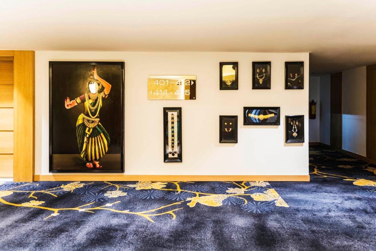 แกรนด์ เจนไน บาย จีอาร์ที โฮเต็ล Hotel เชนไน ภายนอก รูปภาพ The interior of the hotel